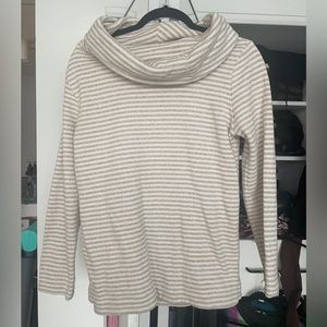 Tommy Hilfiger AthLuxe Cow Knit Sweater in Size L